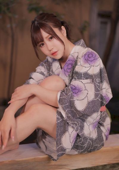 保险女王和她的商业秘密英文版_HDHD高清在线观看