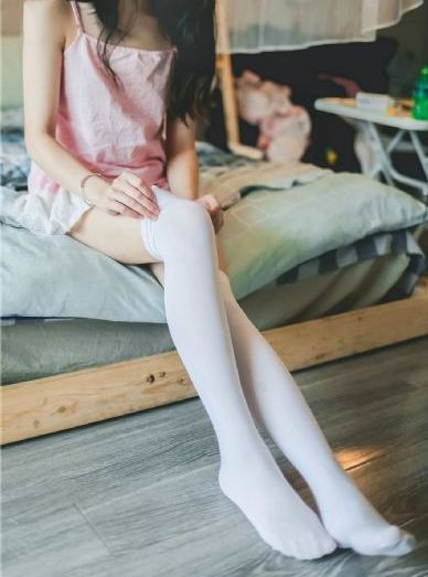 淫欲模特在线_720电影在线看