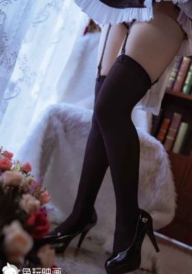 美女艹逼视频_1080高清完整版播放