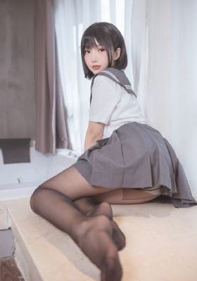 阁楼里的情人在线_国产剧BD在线观看